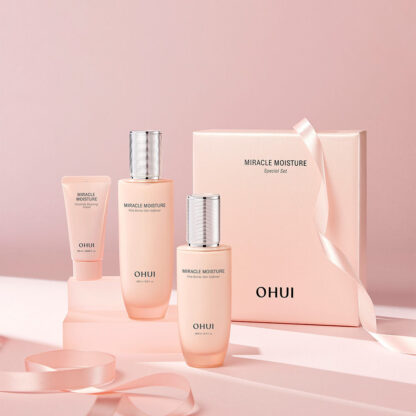 Набор для глубокого увлажнения и восстановления кожи OHUI Miracle Moisture Pink Barrier SET